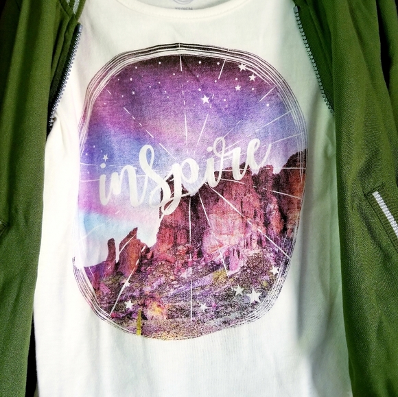 NWT with DEFECT, Two-Piece Tee and Jacket Set - Picture 4 of 11